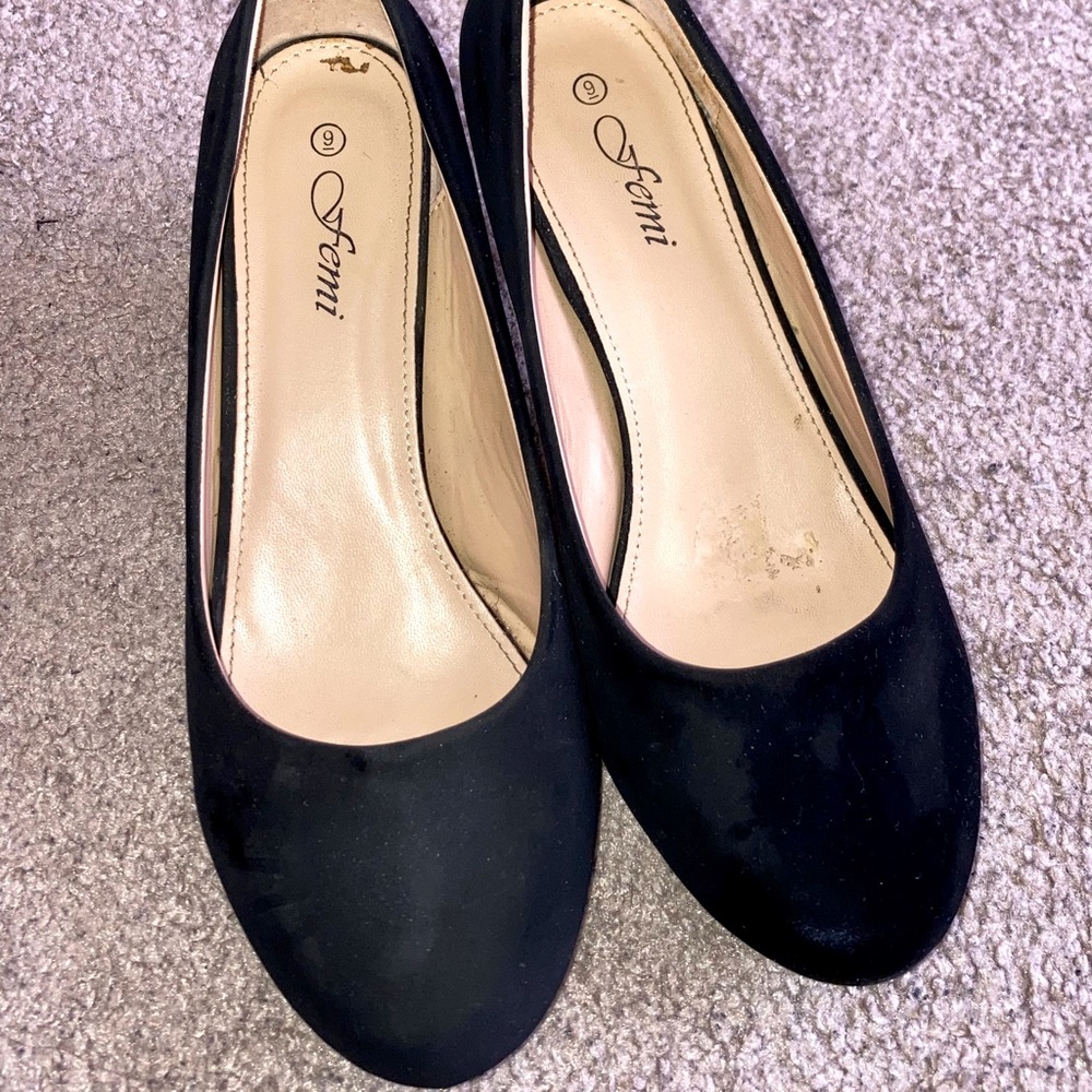 Black Kitten heels